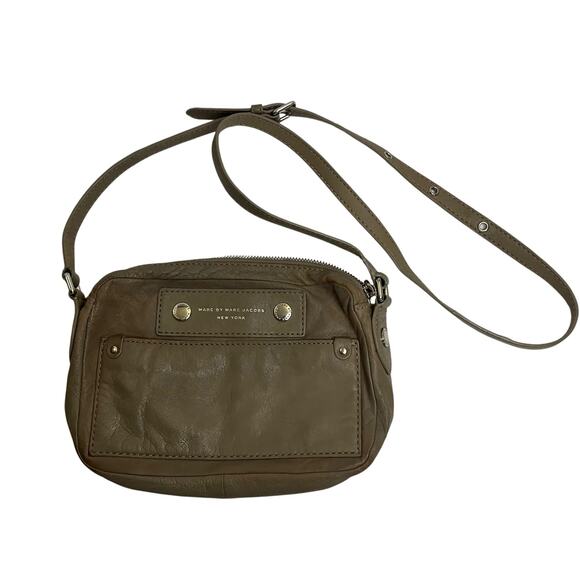 Marc By Marc Jacobs Leather Taupe Camera Bag Crossbody - Picture 1 of 10